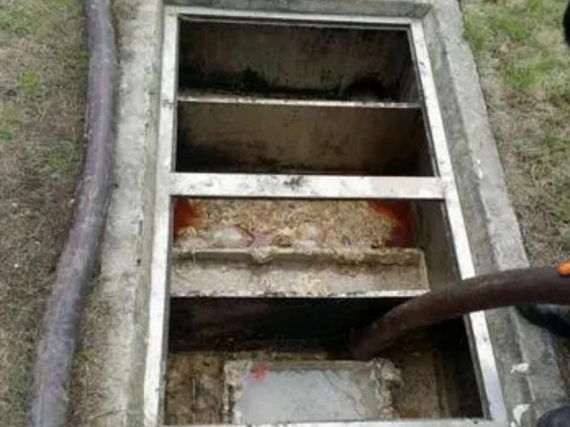 岳口镇隔油池清理